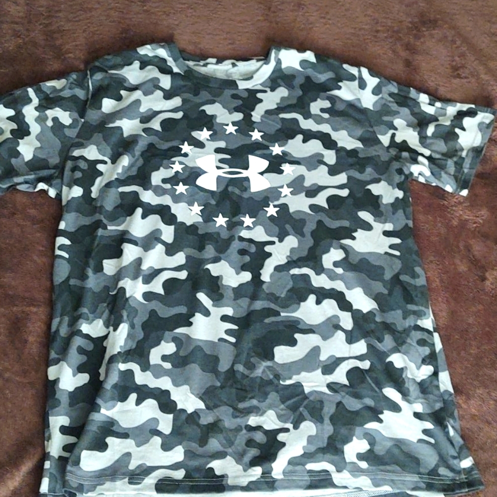 UA t shirt